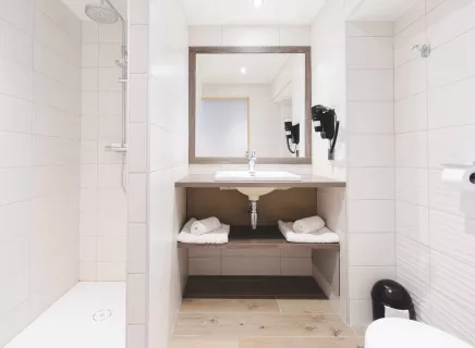 Formule raquettes dans notre village vacances à Saint-François Longchamp