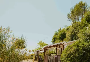 Camping 3 étoiles authentique et familial à Cagnes-sur-Mer sur la Côte d'Azur © Léa Tavolaro