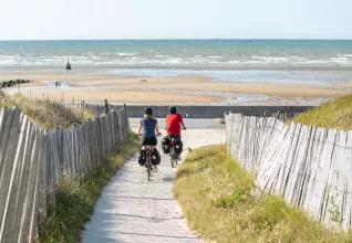 Cabourg et le Pays d'Auge avec l'ATC Routes du Monde © Emmanuel Berthier x Calvados Attractivité